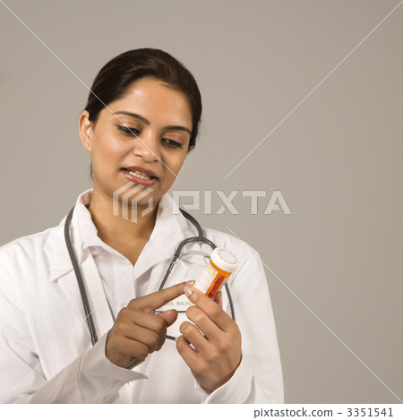 Doctor explaining medication. Doctor explaining medication. 3351541