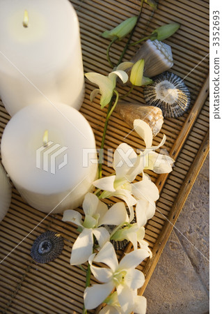 Candles and orchids. 3352693
