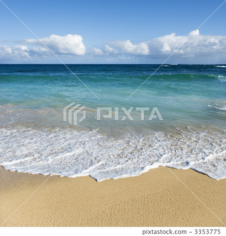 Maui, Hawaii beach. Maui, Hawaii beach. 3353775
