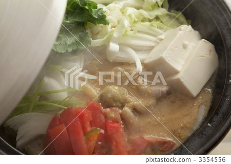 pig miso who pot, pig poacher, food cooked in a pot 3354556