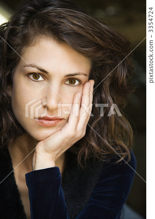 Pretty woman. Pretty woman. 3354724