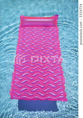 Pink float in  pool. 3359754