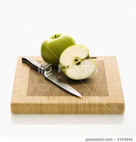 Cut apple. Cut apple. 3359942