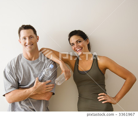 Woman leaning on man Woman leaning on man 3361967