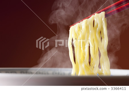 Thick noodles 3366411