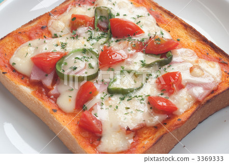 Pizza toast  3369333