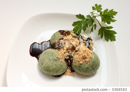 Wormwood Mochi with Black Mitsu and Kinako Wormwood Mochi with Black Mitsu and Kinako 3369583