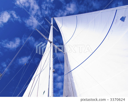 一艘遊艇的風帆 3370624
