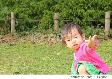 1 year old 4 months, baby, infant 3370858