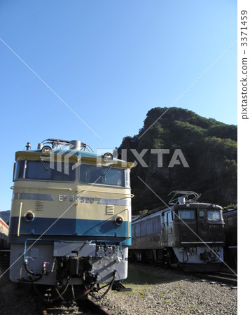 EF 65 type electric locomotive (3) 3371459