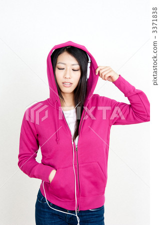 hoodie, listen to, listening 3371838