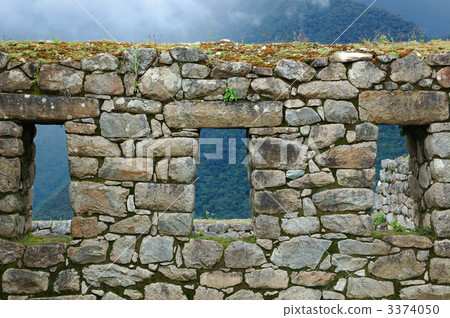 It is Machu Picchu. 3374050