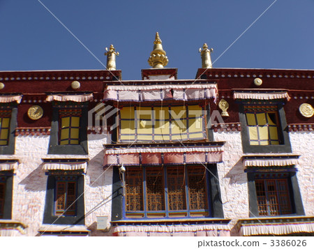 Lhasa Depp Temple 3386026
