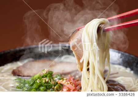 Tonkotsu ramen Tonkotsu ramen 3386426