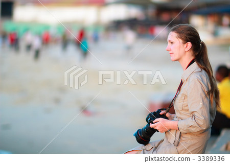 Lifestyle woman portrait Lifestyle woman portrait 3389336