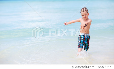 Boy on vacation Boy on vacation 3389946