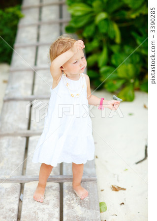 Casual full body portrait of toddler girl 3390285