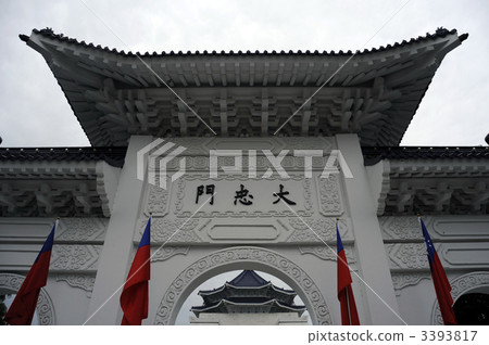 台灣台灣 3393817