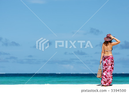 Holiday girl Holiday girl 3394500