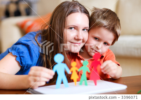 Paper family Paper family 3396071