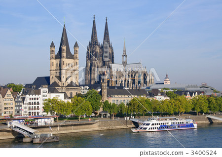 German townscape in Cologne, Germany 3400524