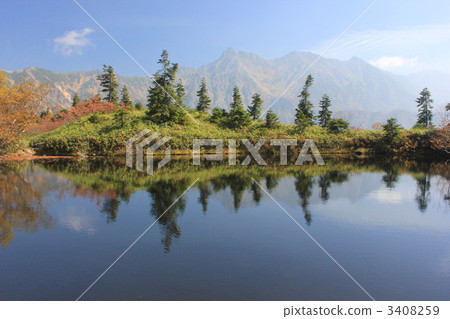 Autumn spear, Hodaka mountains Autumn spear, Hodaka mountains 3408259