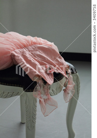 Ballet costumes 3409758