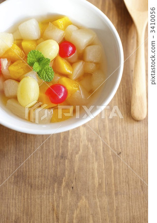 tropical fruits tropical fruits 3410056