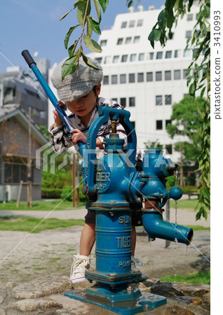 泵和兒童 3410993