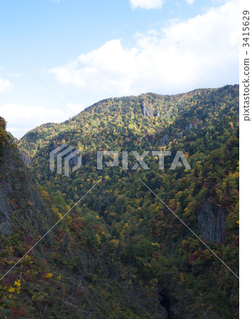 Autumn leaves of Toyohira Gorge (Hokkaido Jozankei) 3415629