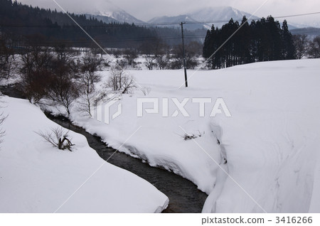 冬天的雪景 冬天的雪景 3416266
