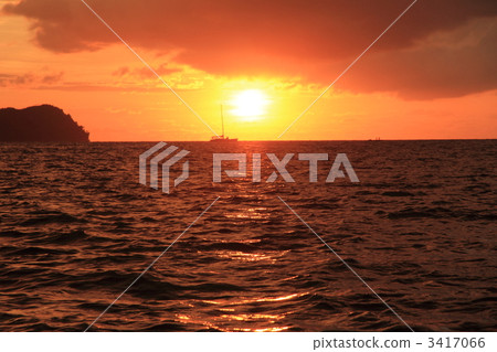 A sunset glow of world heritage Kota Kinabalu 3417066