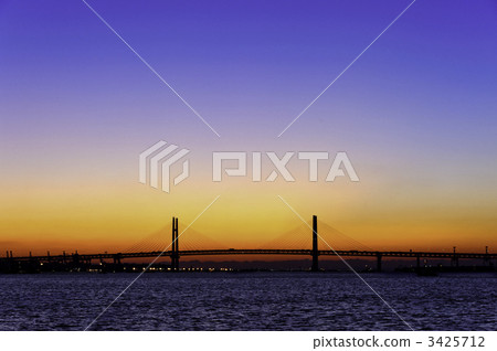 Yokohama Bay Bridge Day outing morning glow 3425712