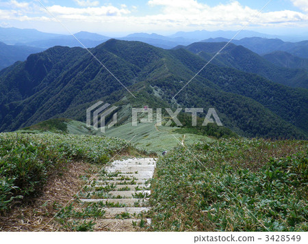 從Hirakata Yamanoko到Hiratake Mountain山頂 從Hirakata Yamanoko到Hiratake Mountain山頂 3428549