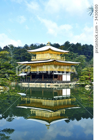 Kinkakuji Temple in the snow Kinkakuji Temple in the snow 3430680