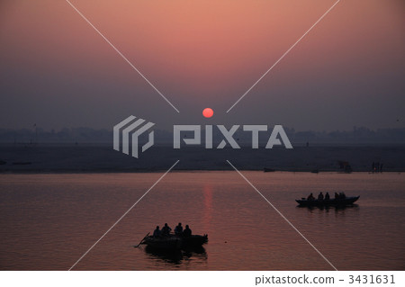 ganges river, sunrise, morning sun 3431631