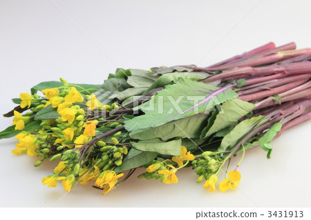 Red peppers Red peppers 3431913