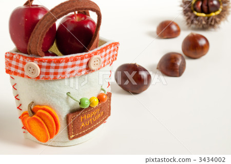 有傭人和栗子的阿爾卑斯山 3434002