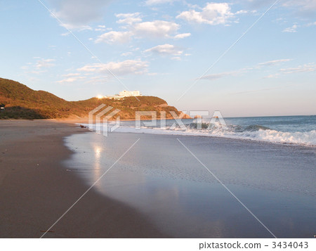 Hotel where Koi way from the beach Hotel where Koi way from the beach 3434043