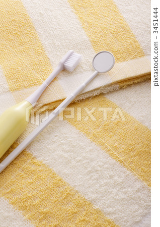 Toothpaste 3451444