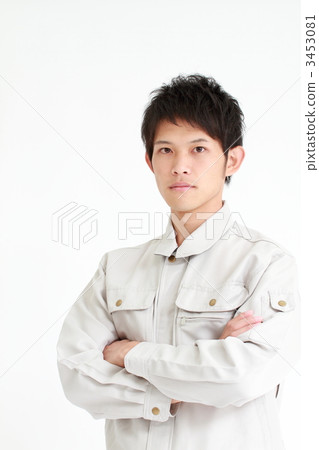 Young workers who arm arm Young workers Young workers who arm arm Young workers 3453081