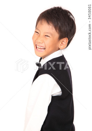 A boy who looks back 3458081