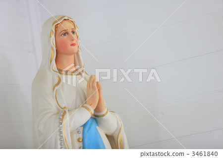 Mary statue 3461840