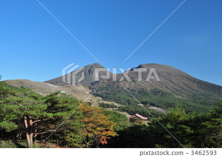 Kirishima Mountain Range "Korean Mountain (Karakuni-dake)" 3462593