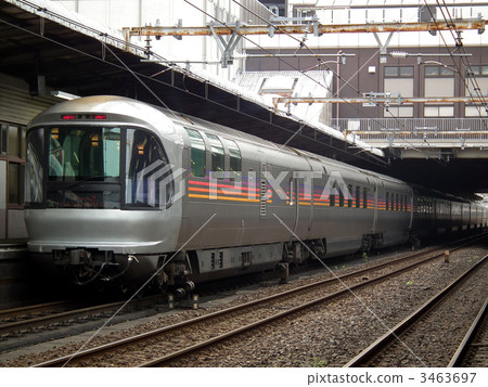 Sleeping Limited Express Cassiopeia E26 series Omiya station 3463697