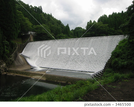 White water dam 3465500