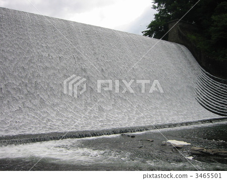 White water dam 3465501