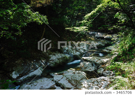 Monolith valley 3465706