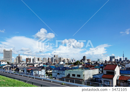 Residential area of downtown where the blue sky after the rain spreads and Tokyo Sky Tree Residential area of downtown where the blue sky after the rain spreads and Tokyo Sky Tree 3472105