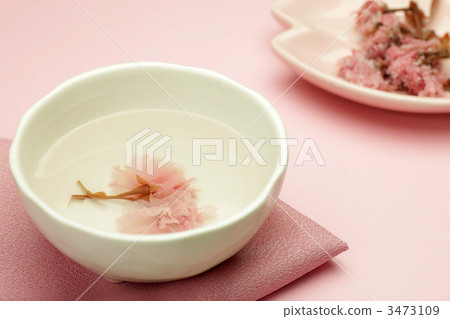 Cherry blossom tea 3473109